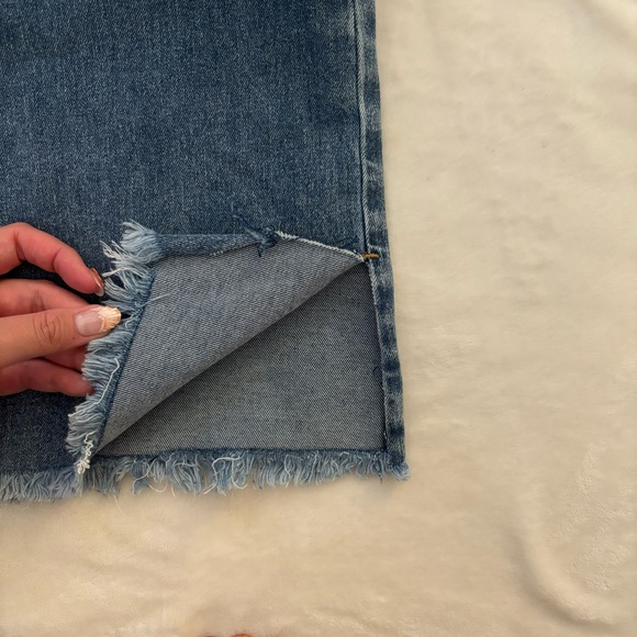 Low Rise Jeans 🦋 - Picture 7 of 8